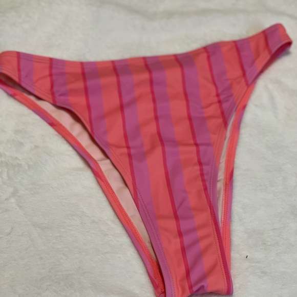 Passion extra cheeky extra high waist bikini bottom - Picture 3 of 4